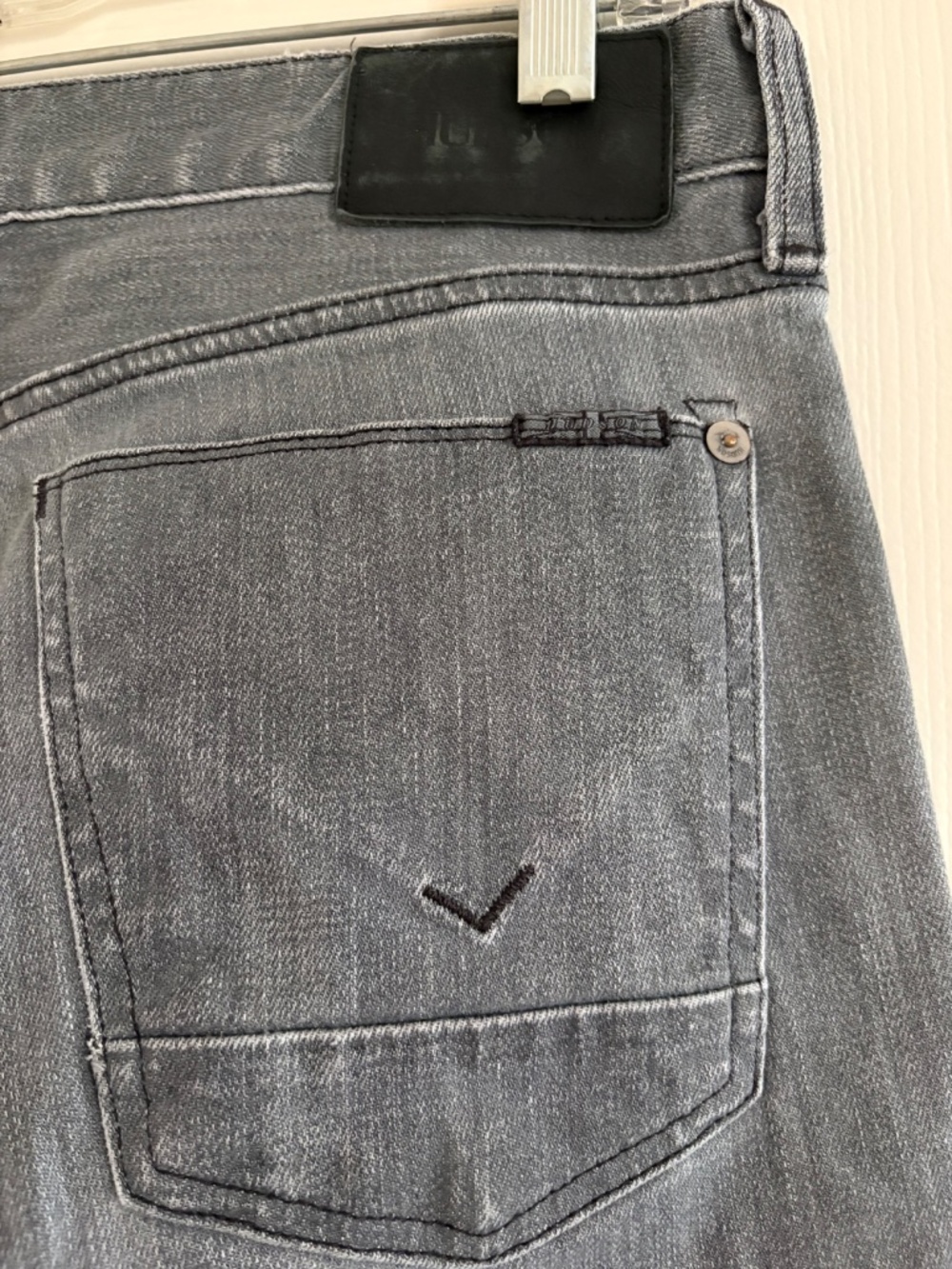 Hudson Mid Rise Jeans - Picture 4 of 7
